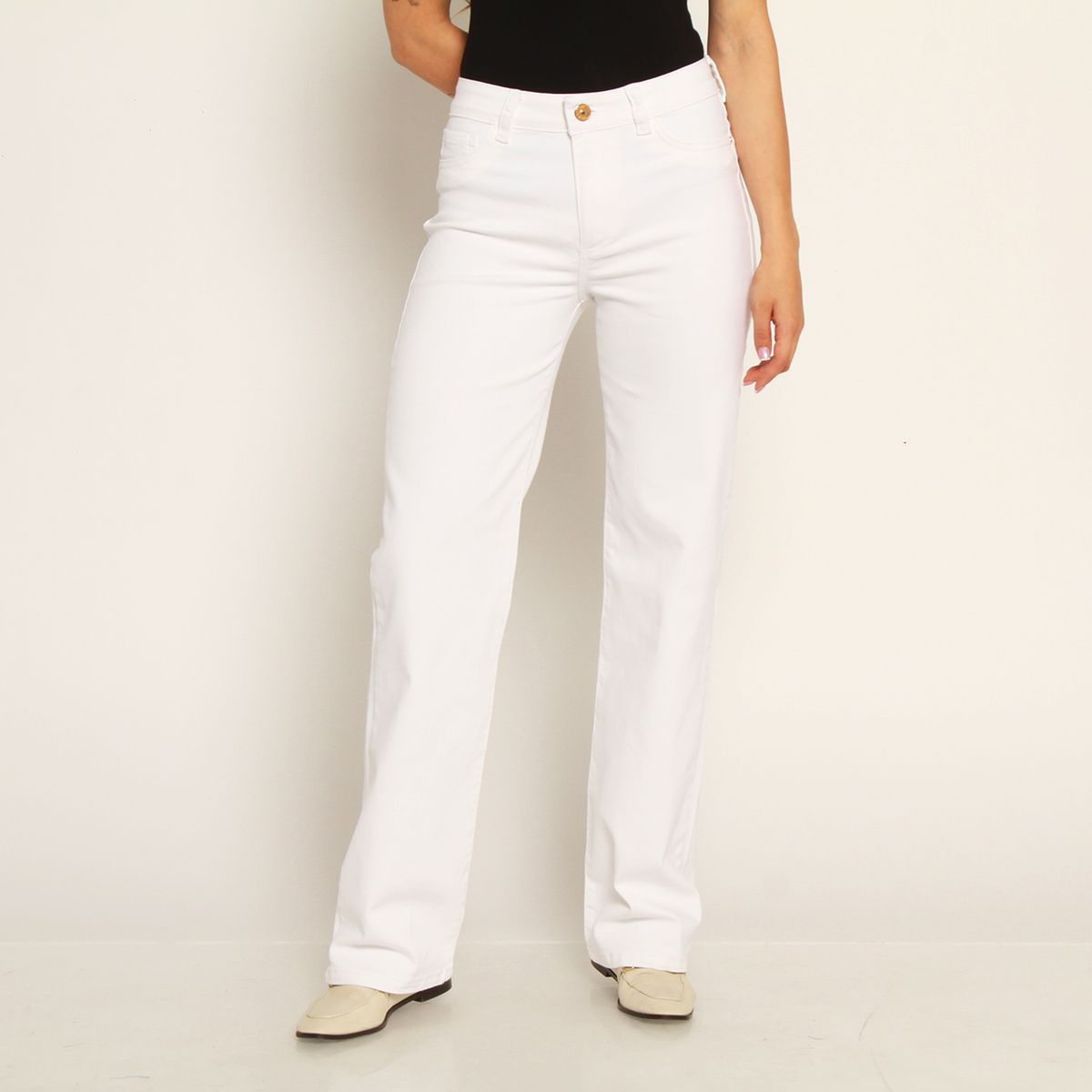 WADOS - JEANS MUJER RECTO TIRO ALTO PUSH IN PUSH UP PRETINA BASICA CON UN BOTON