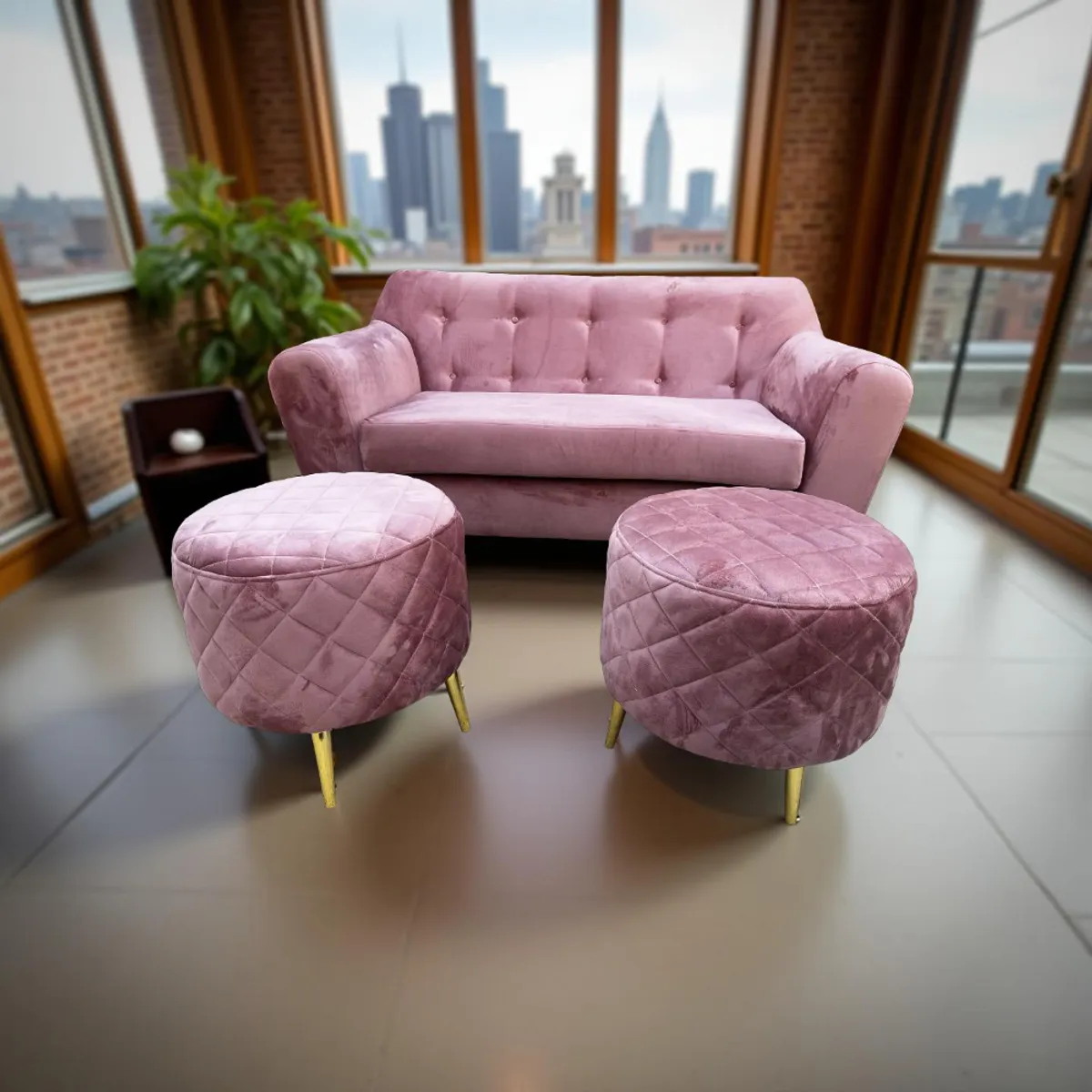 MUEBLES NEW - SOFA NEW DOS CUERPOS MAS DOS PUFF PALO ROSA FELPA