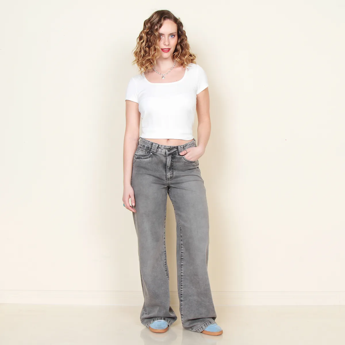 WADOS - JEANS WIDE LEG TIRO ALTO PRETINA BASICA 1 BOTON PUSH UP TACHAS