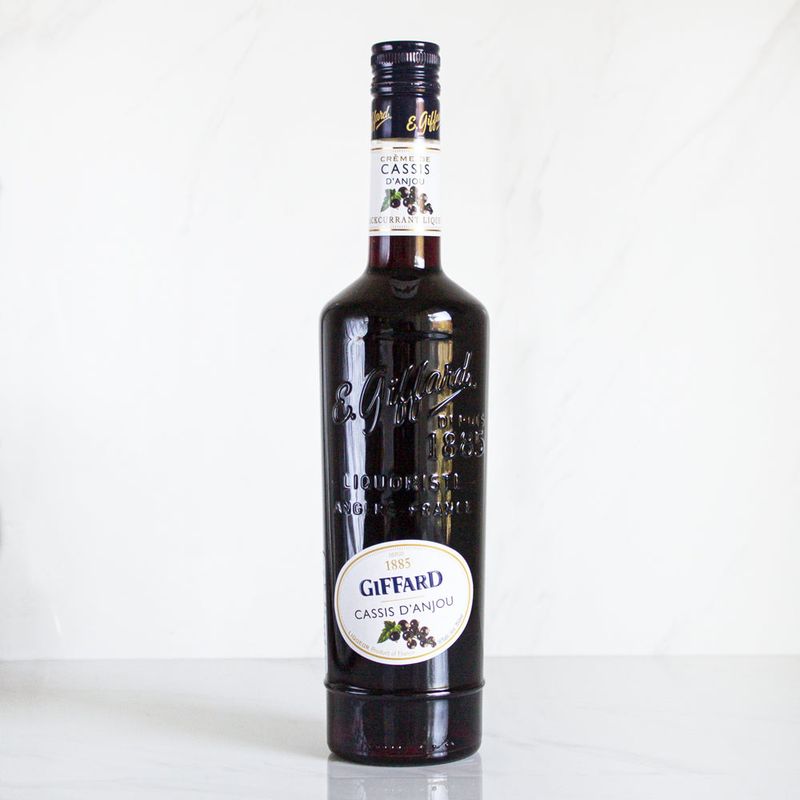 GENERICO - Licor de Cassis Giffard 700 cc