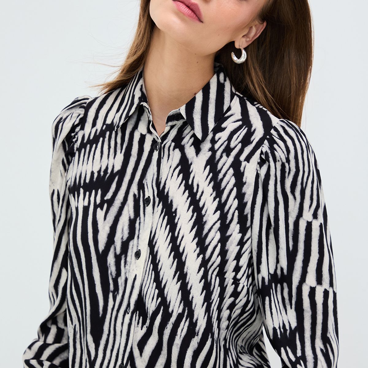 IO - Blusa Manga Larga Negro Mujer Io