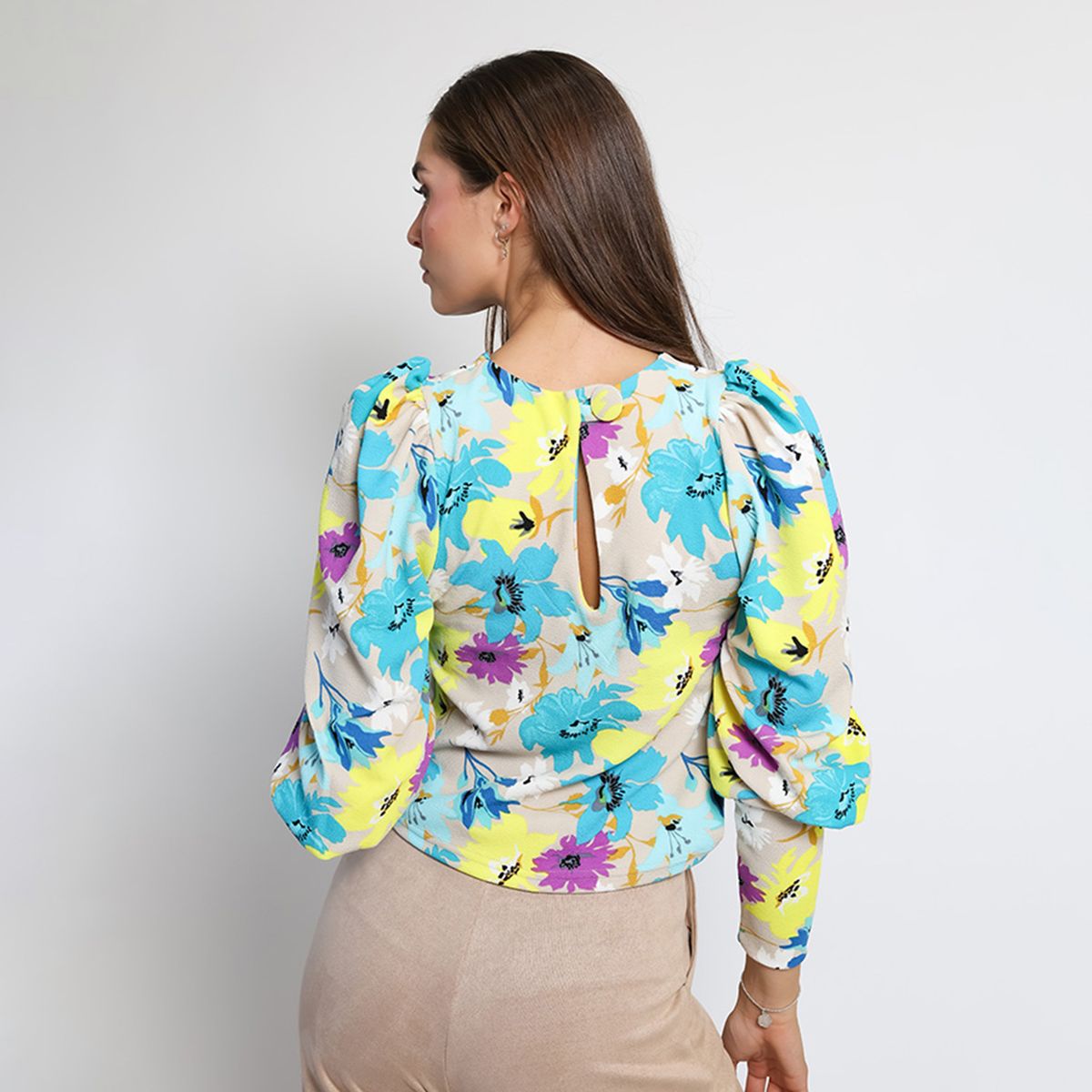 NATALIA SEGUEL - Polera Abril Flores Amarillas Celeste Natalia Seguel