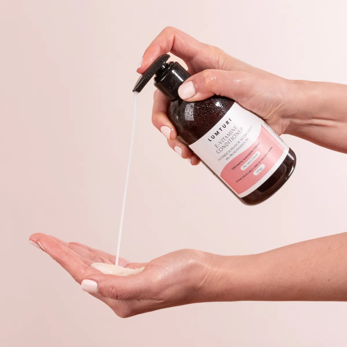 LUMTURI - E-Vitamine Conditioner Para Puntas Secas Formato Hidratante - 250 ml