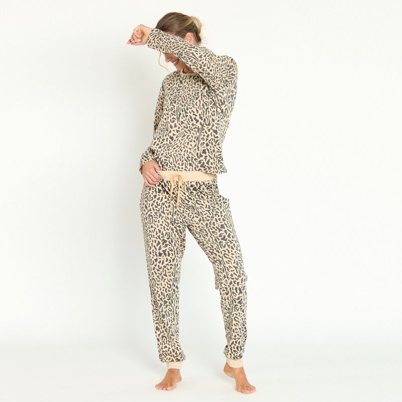 BARBIZON - Pijama de Mujer Delfi Beige Estampado.-