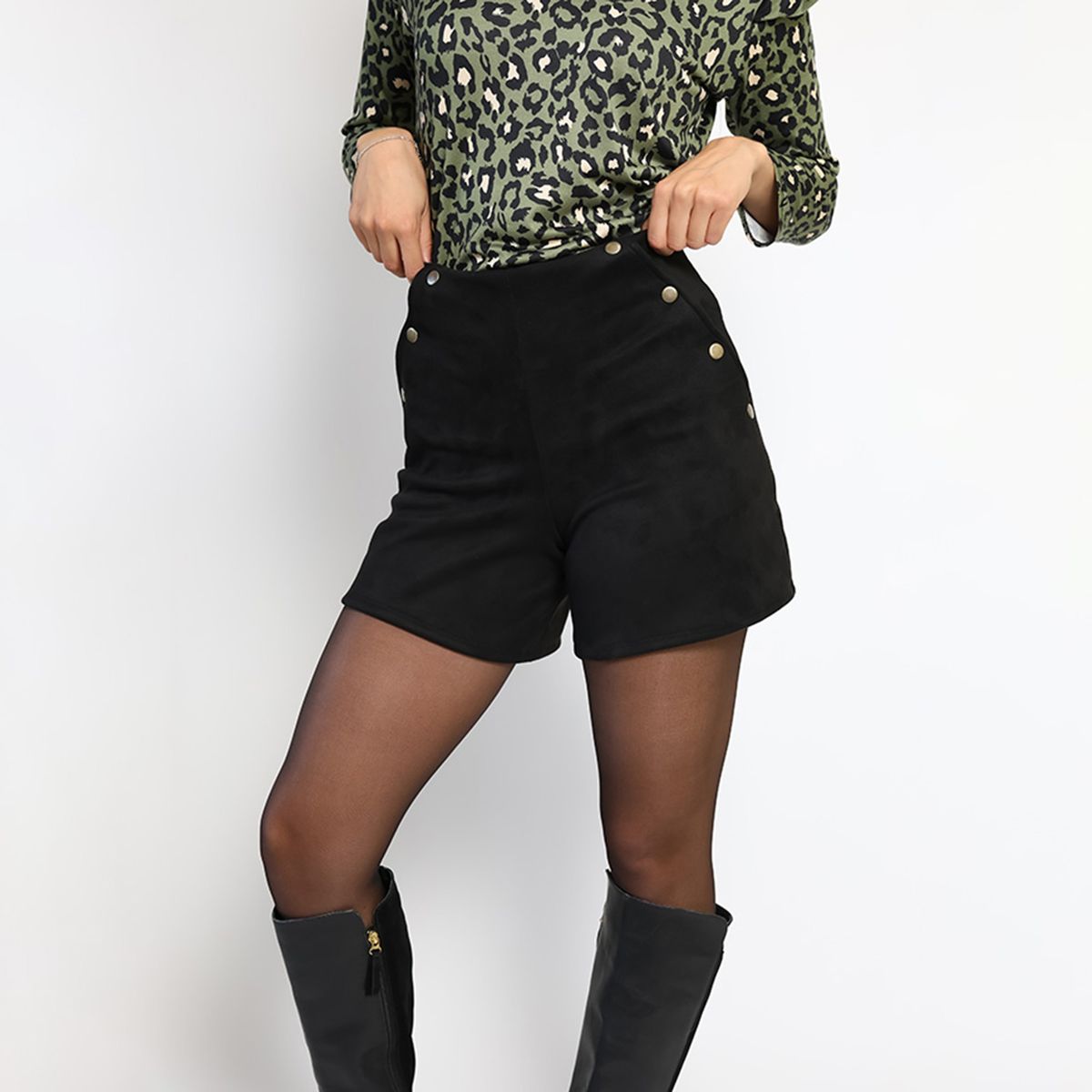 NATALIA SEGUEL - Short Clare Negro Natalia Seguel