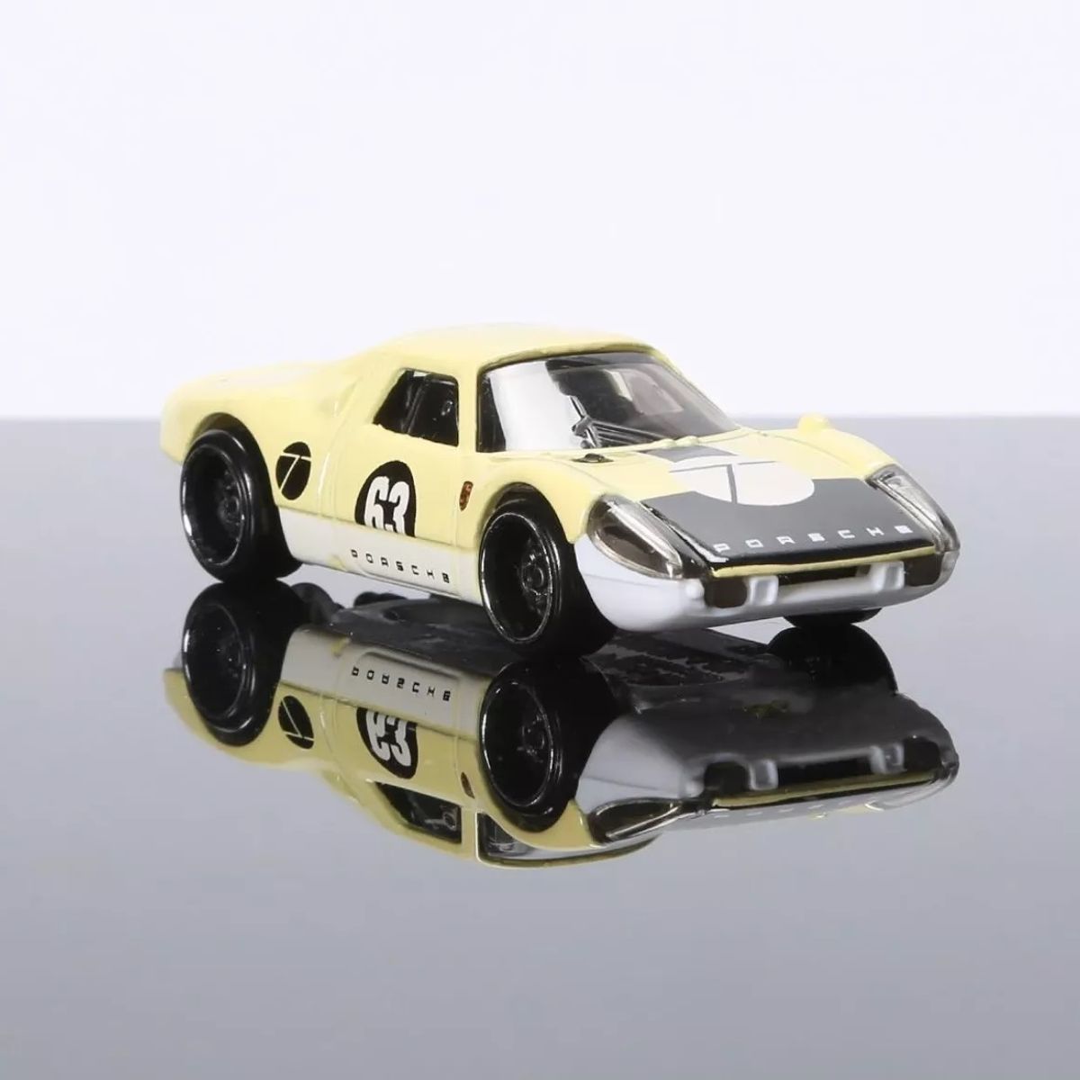 HOT WHEELS - PORSHE 904 Hot wheels 3/10  HYX41
