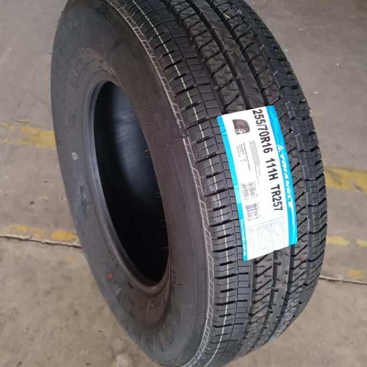 TRIANGLE - NEUMATICO 25570 R16 TRIANGLE TR257 111T.