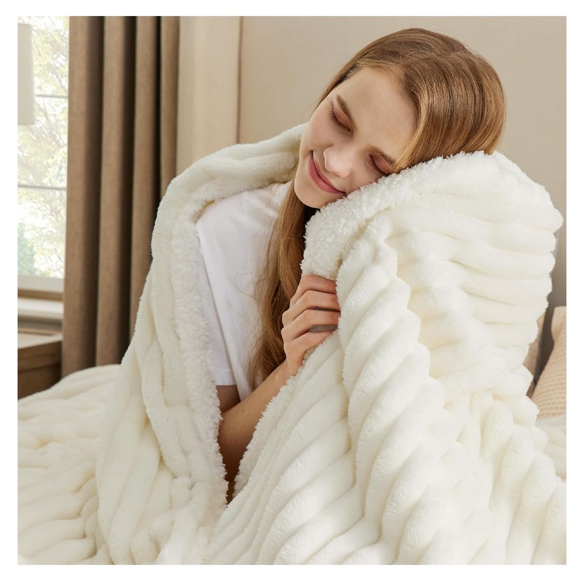 ALMA & DECO - Frazada Manta Coral Acanalada Sherpa Bco Inv. 2 Plazas o king Premium