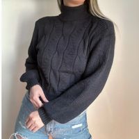 Sweater trenzado elasticado