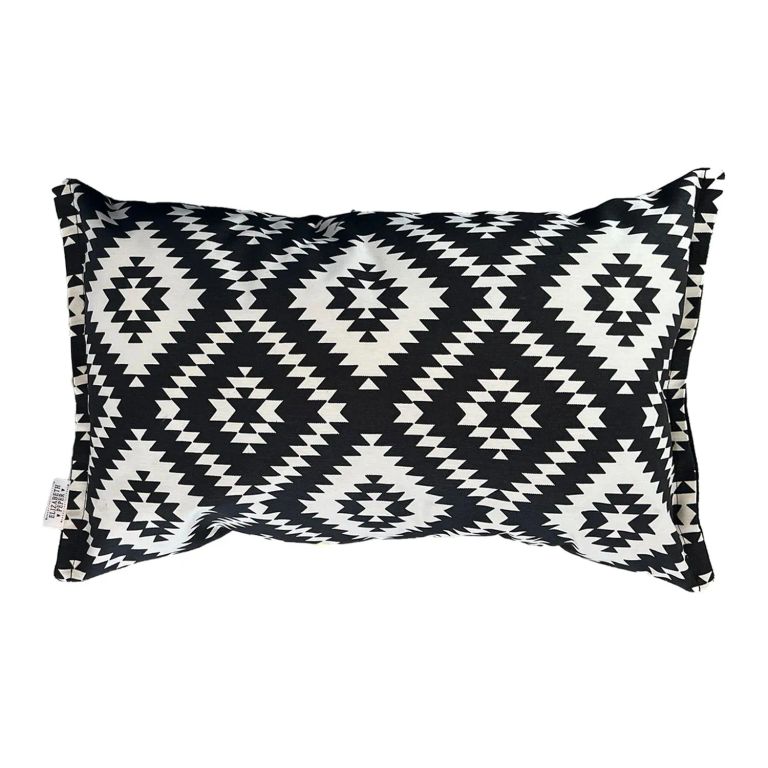 Cojin Decorativo Diseno Rombo Negro 50x30 Relleno.