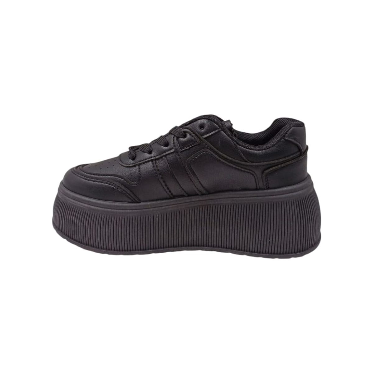 HERIEL - Zapatilla Negra Plataforma Mujer