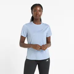 NEW BALANCE - Polera Running Mujer Athletic Celeste