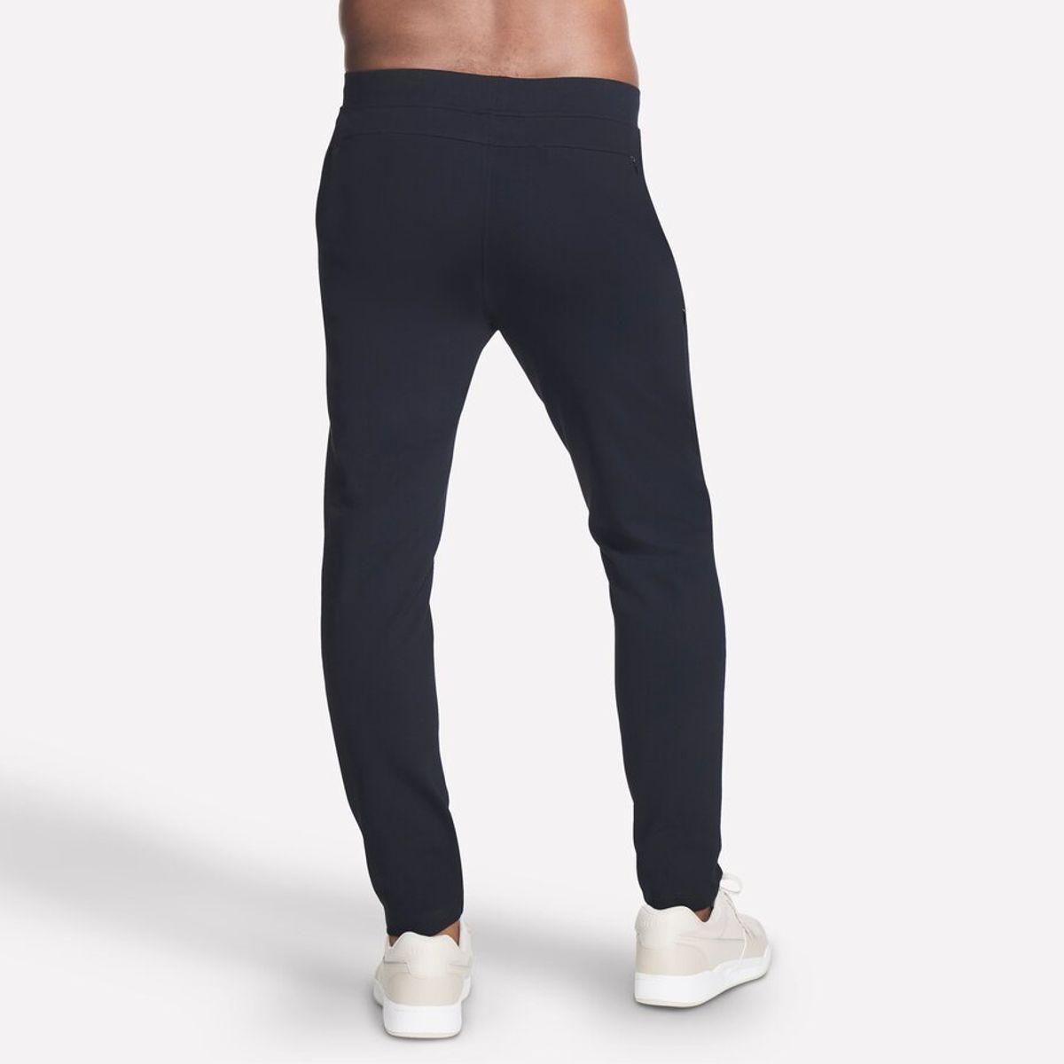 SKECHERS - Pantalón de Buzo Hombre Go Flex Bold Black Skechers