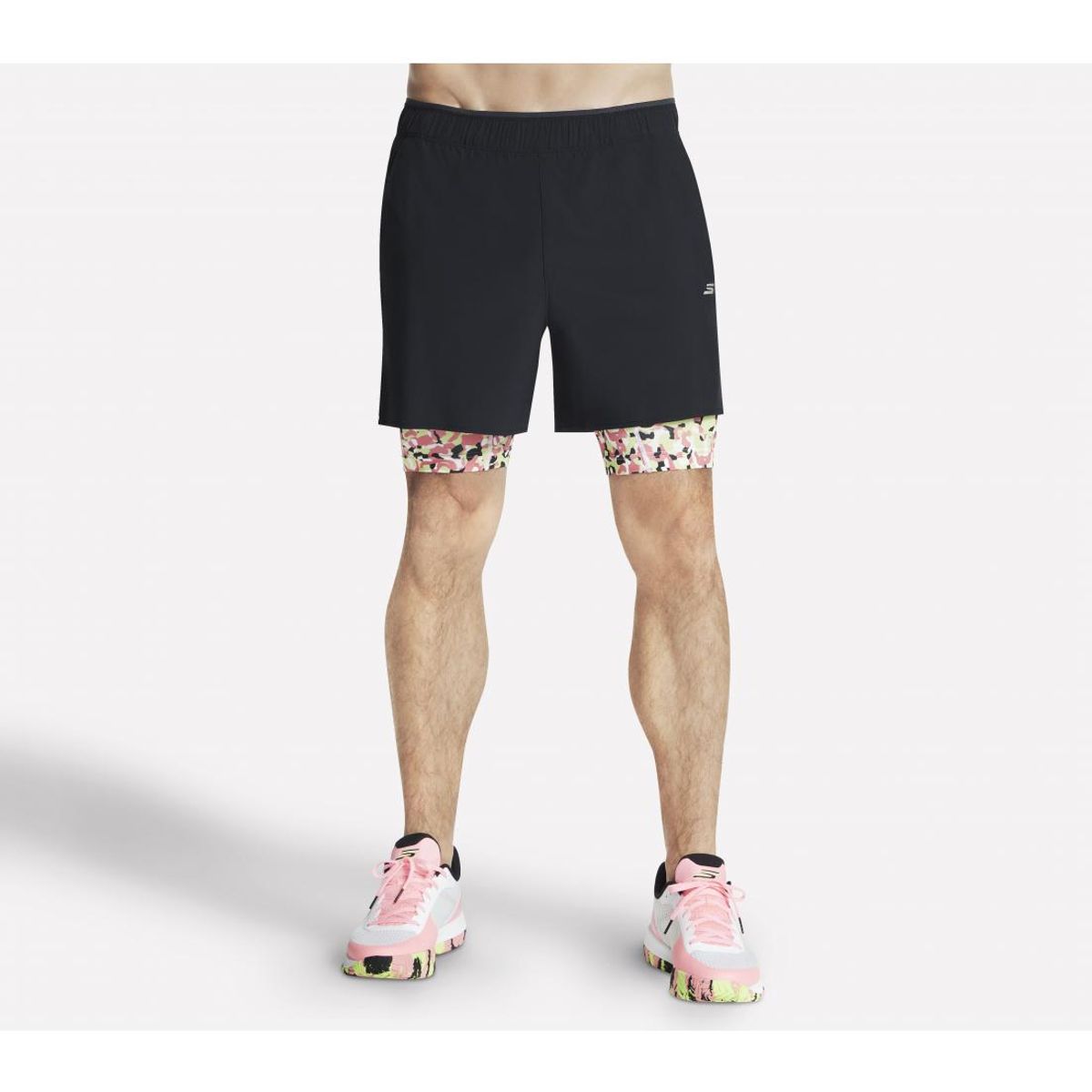 SKECHERS - Short Hombre Digi Wave 5 Negro Skechers