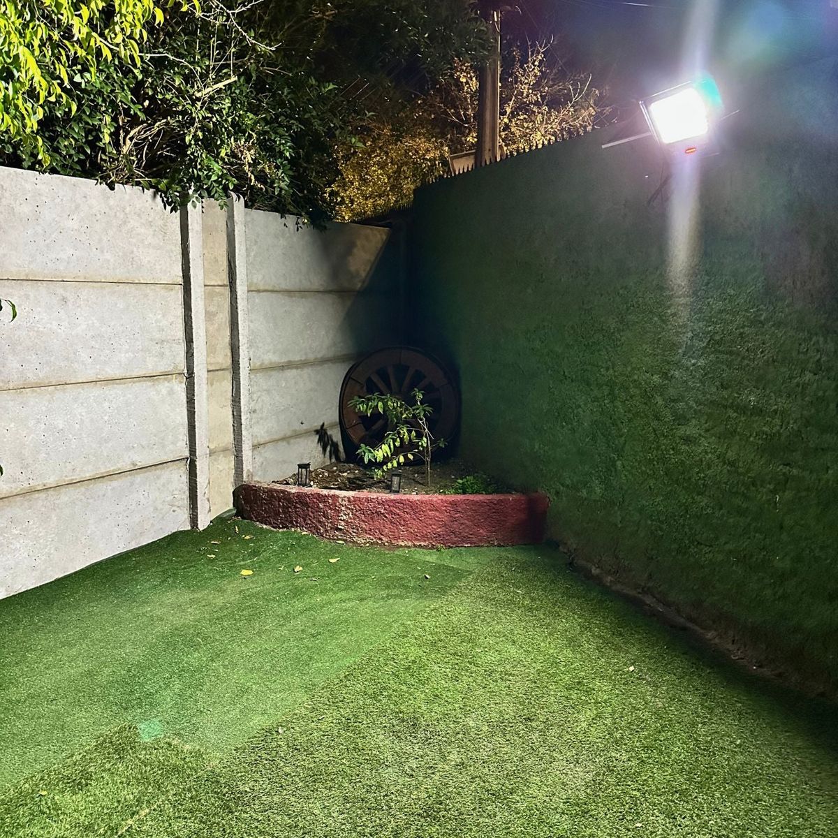 GENERICO - Foco Ultrapotente Solar - 200W Luz Fría IP66