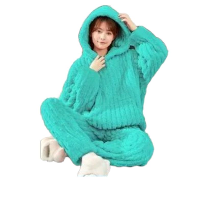 AGW - Pijama Mujer Plush Trenzado Con Capucha