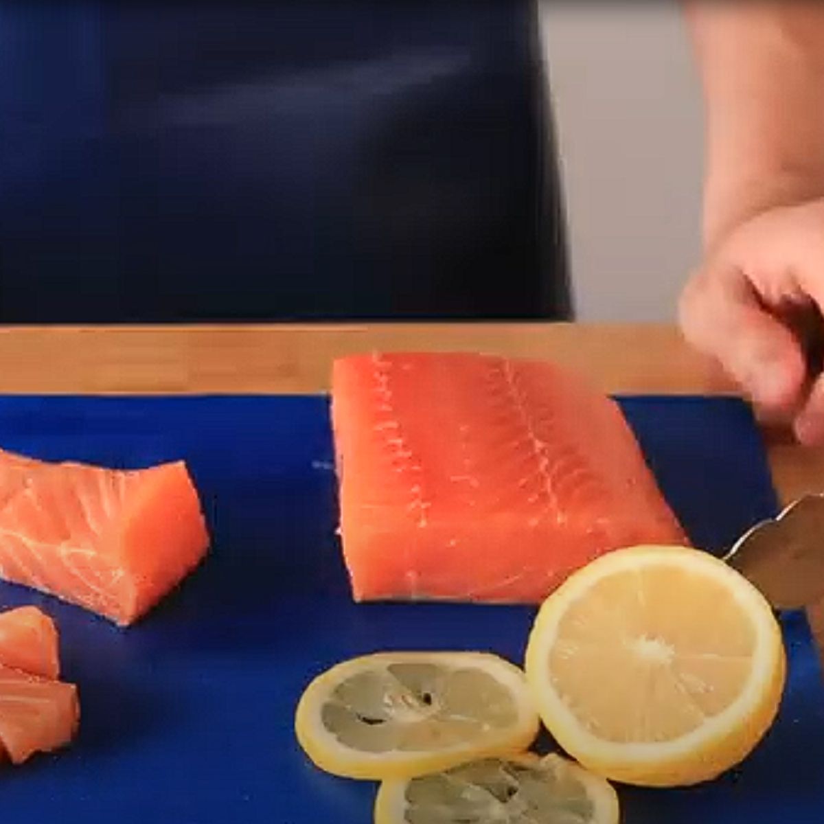 GENERICO - Tabla de cortar azul 45x61x1cm