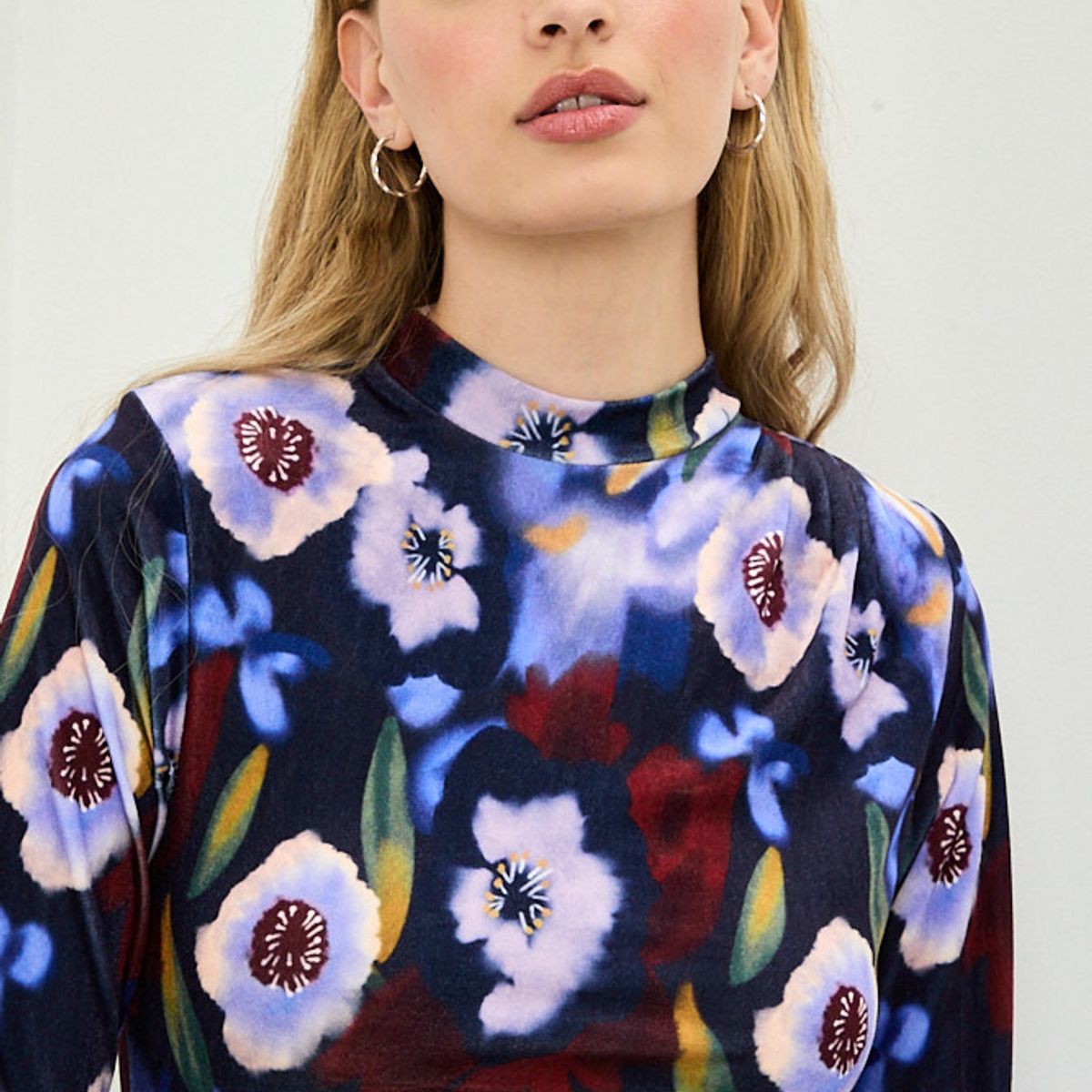 IO - Vestido Corto Morado Mujer Io