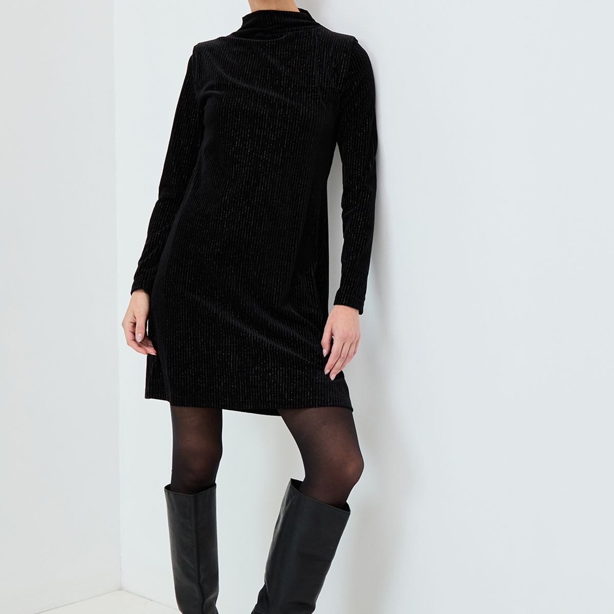 IO - Vestido Corto Negro Mujer Io