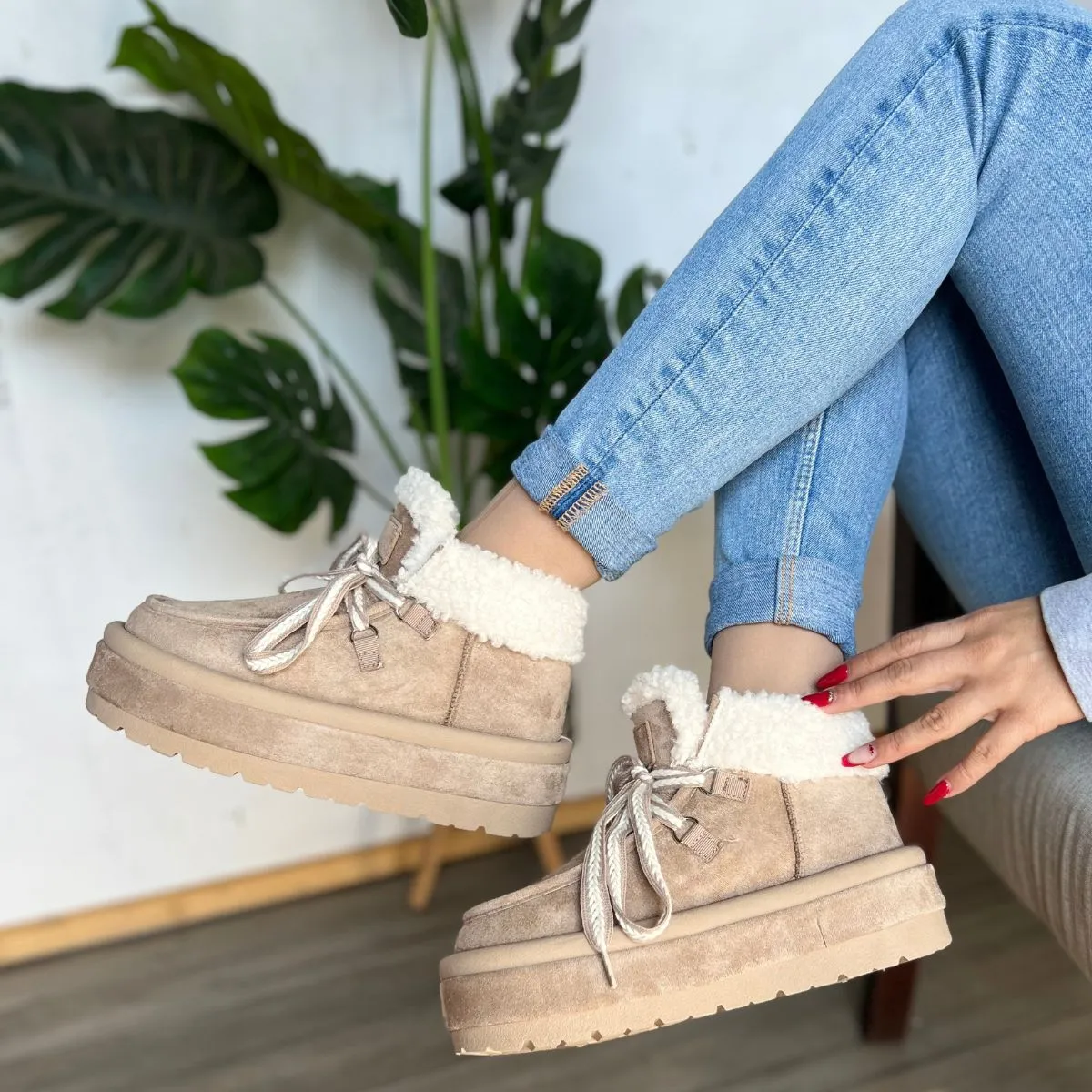 BOTELI - Bota para Mujer Beige Gamuza Chiporro Invierno