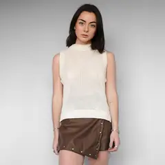 ME QUIERE MUCHO POQUITO NADA - Sweater Blanco Crudo Sin Mangas Tejido Calado - Oslo - MQM