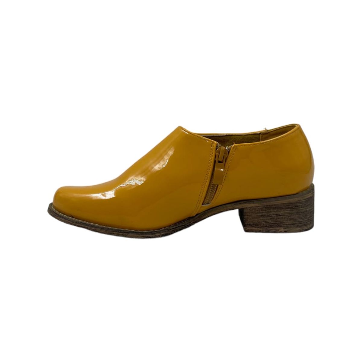 HERIEL - Zapato Amarillo Tachas Mujer