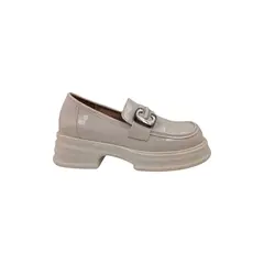 HERIEL - Mocasín Beige Plataforma Mujer.