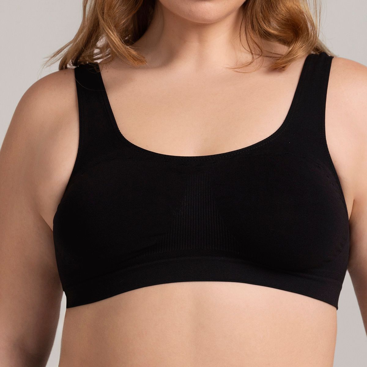MONARCH - Sostén Basic Confort Seamless Negro Monarch