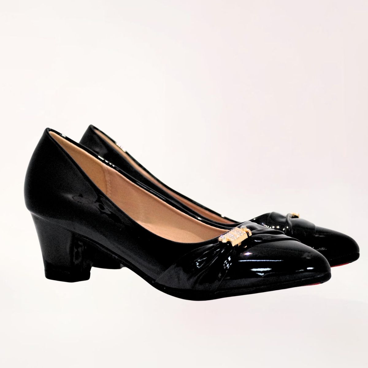 PEQUI - ZAPATO DE CHAROL TACO MEDIO NEGRO