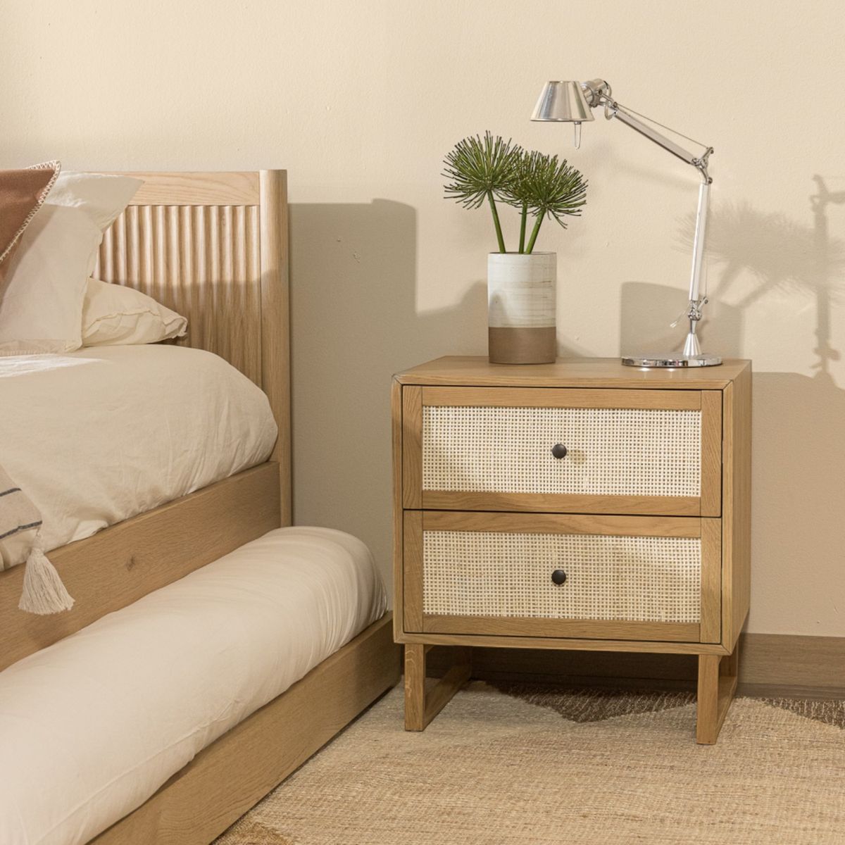 AMOBLE - Velador Ventrum Café Amoblé