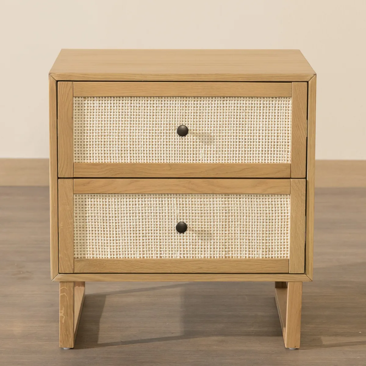 AMOBLE - Velador Ventrum Café Amoblé