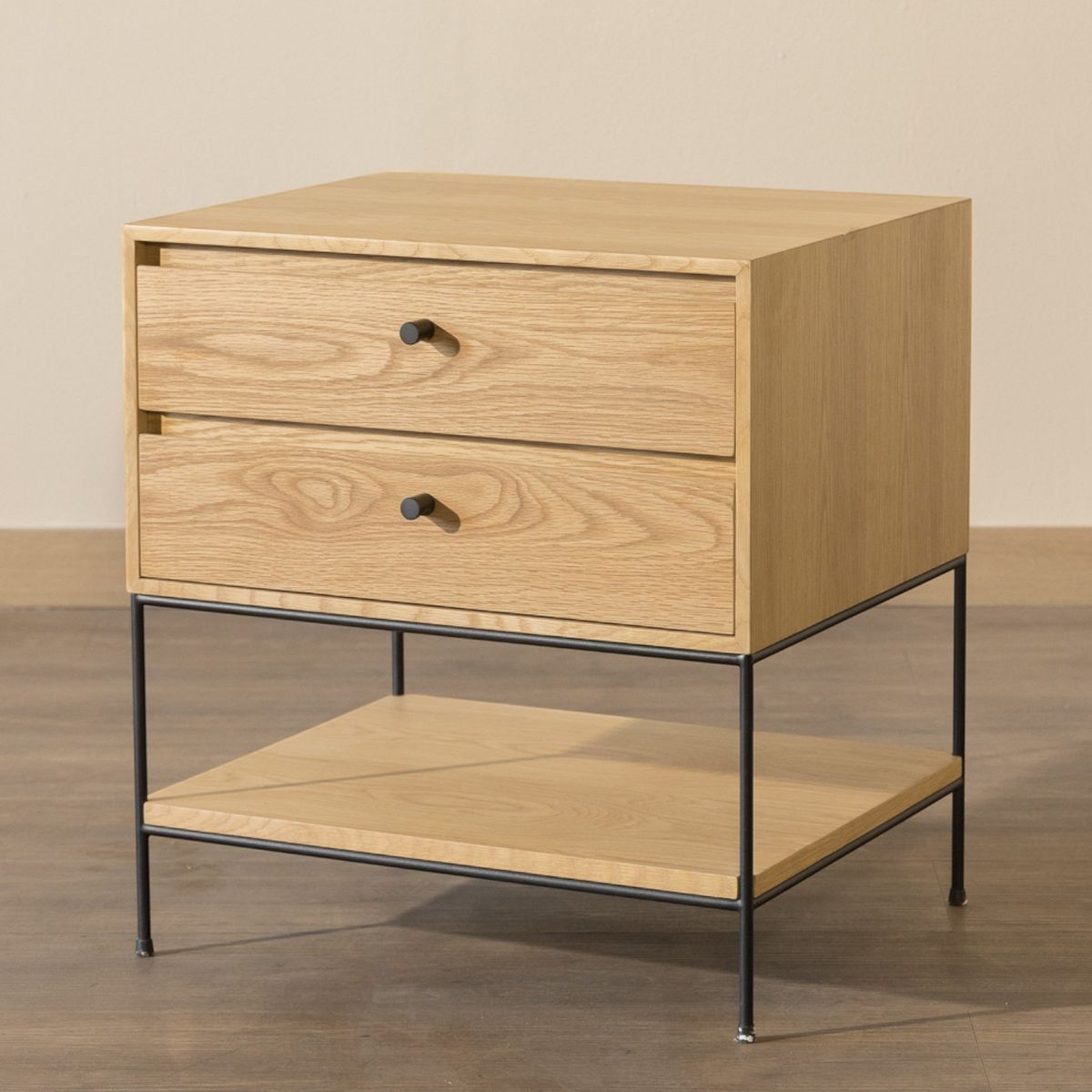 AMOBLE - Velador Elvira Ad Ii Amoblé.