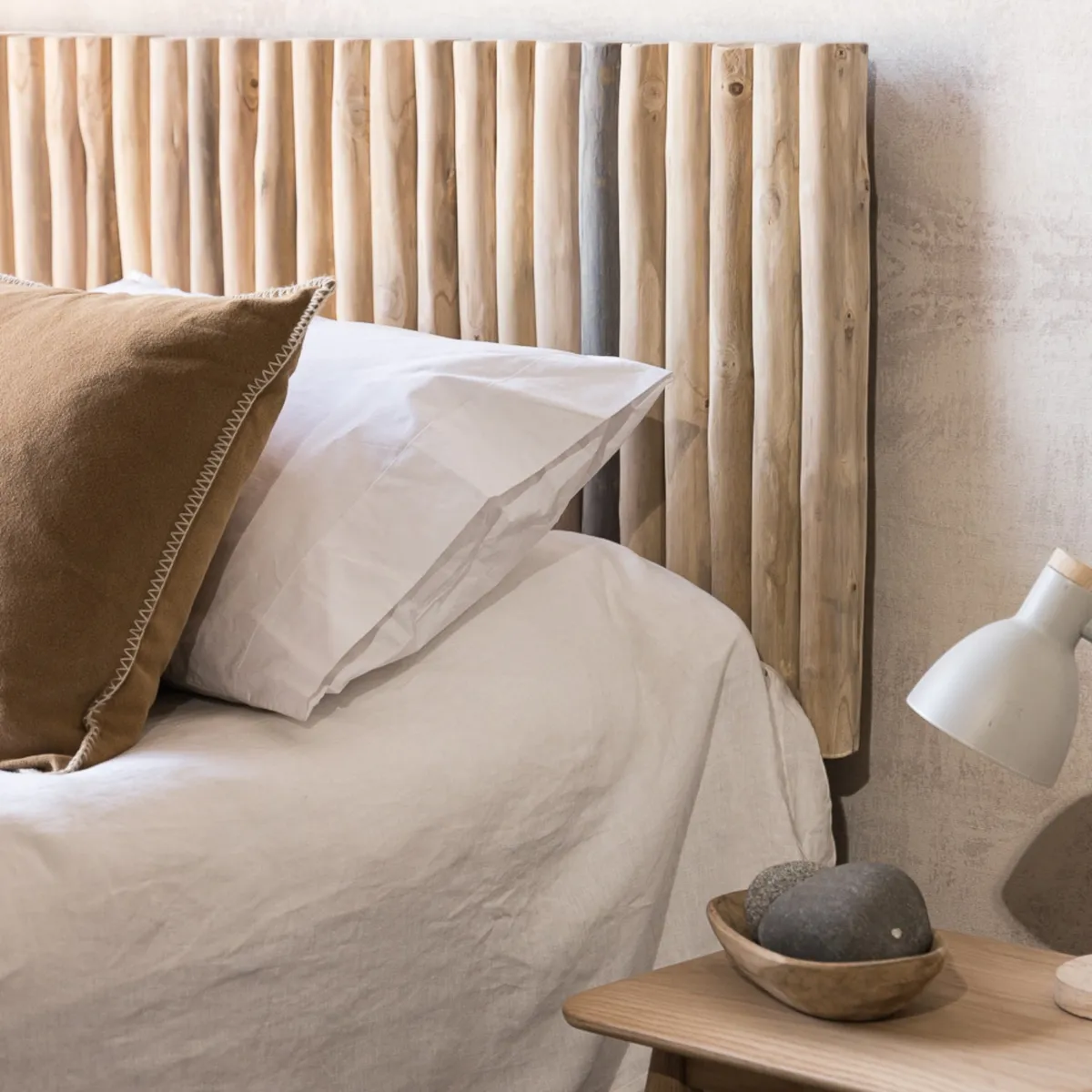 AMOBLE - Respaldo Oton King Amoblé.