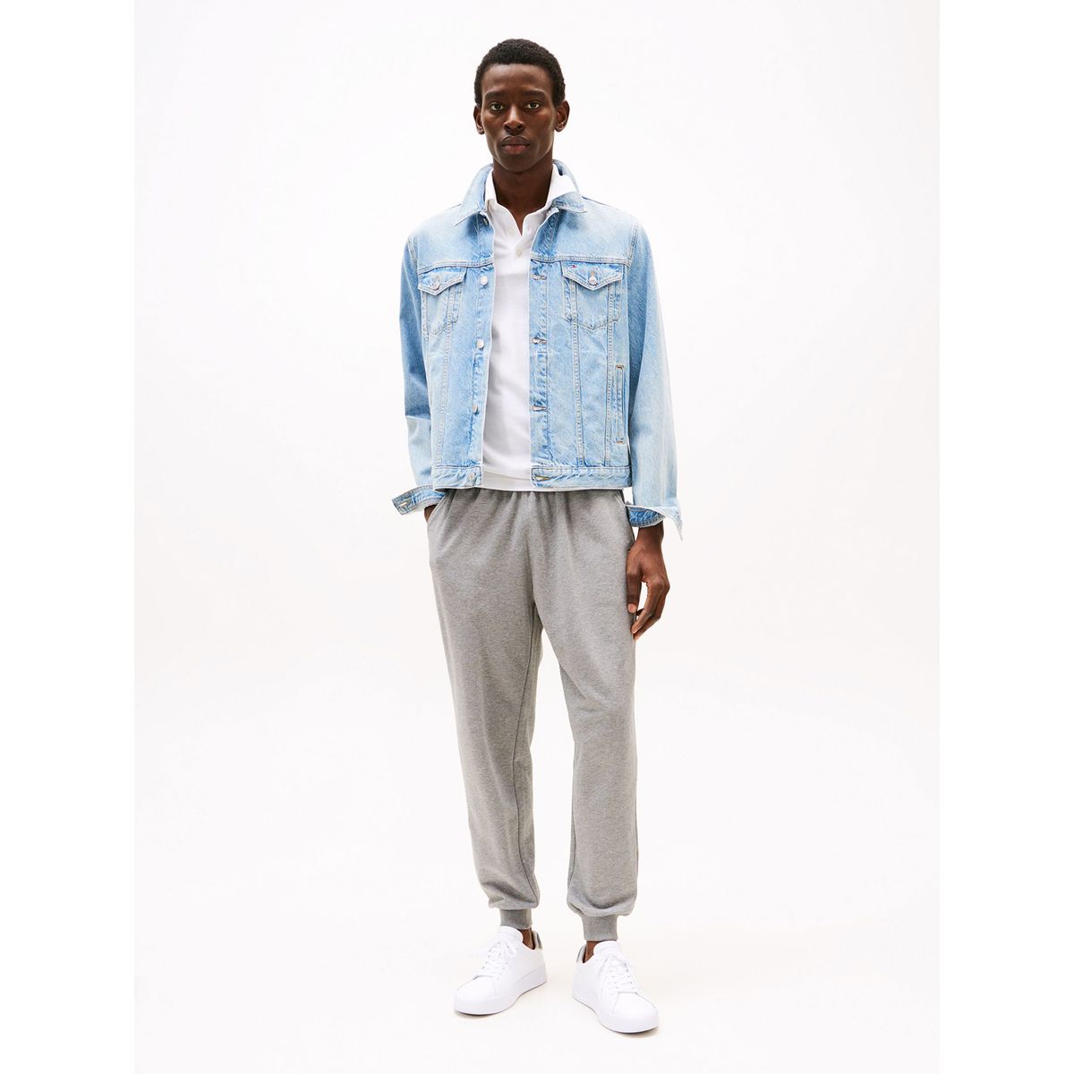 TOMMY HILFIGER - Joggers Essential Terry Con Logo Gris Tommy Hilfiger