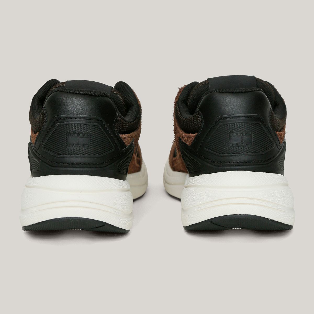 TOMMY HILFIGER - Zapatillas Coney Suede Café Tommy Jeans