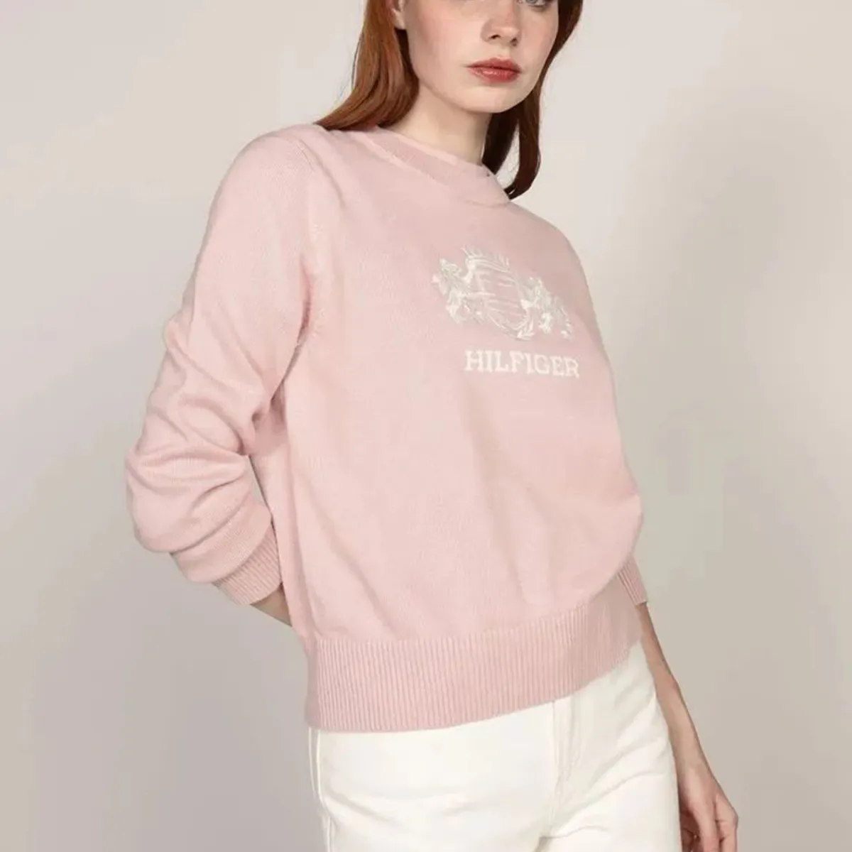 TOMMY HILFIGER - Sweater C-Neck Con Logo Rosado Tommy Hilfiger