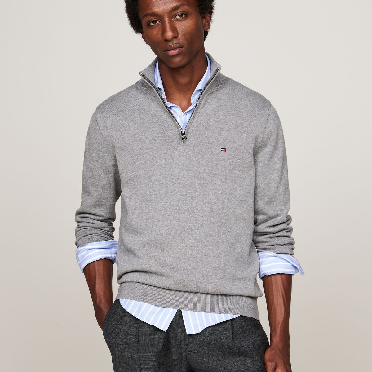 TOMMY HILFIGER - Sweater Essential Cotton Con Medio Cierre Gris Tommy Hilfiger