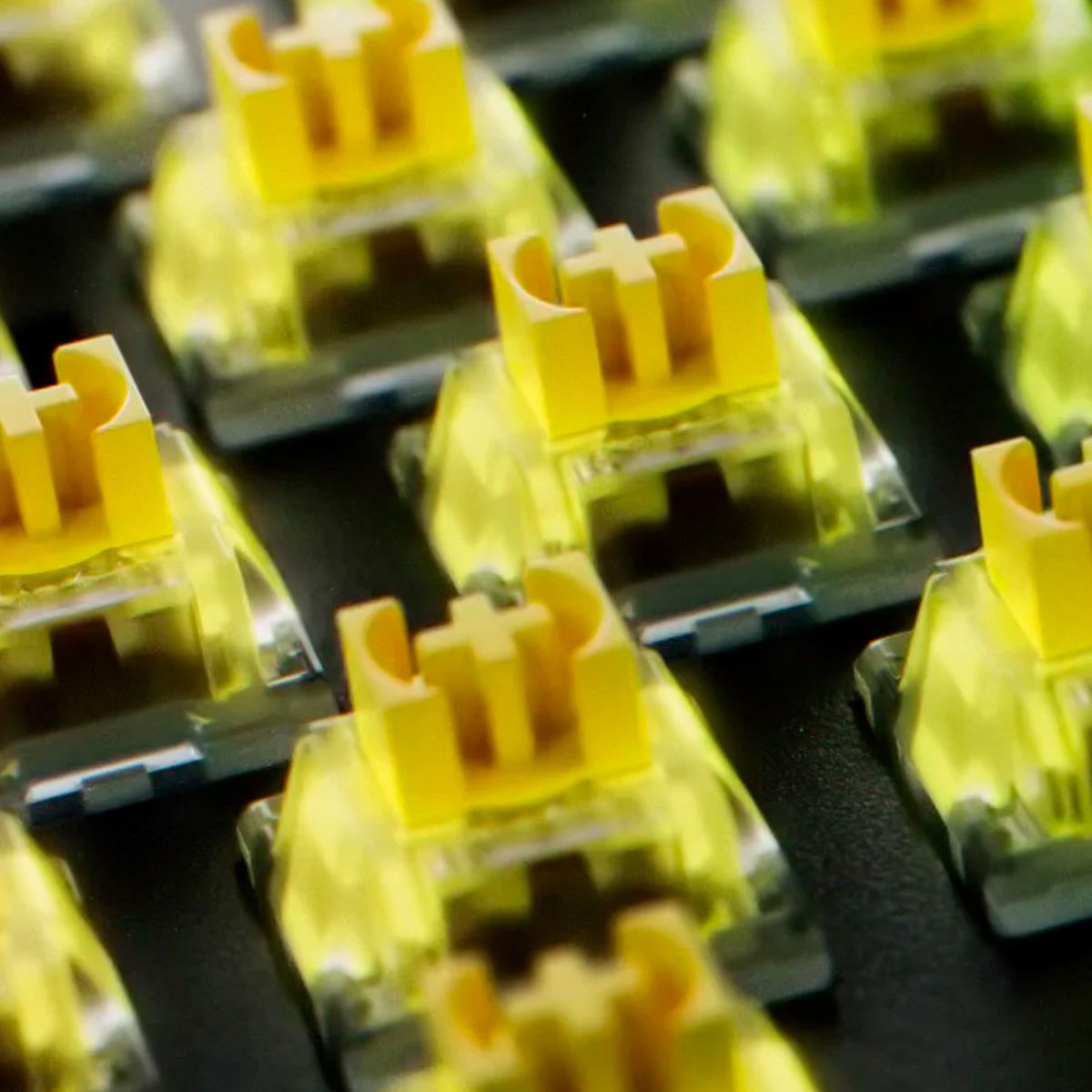 RAZER - Teclado Gamer Razer Blackwidow V4 Yellow Switch Inglés.