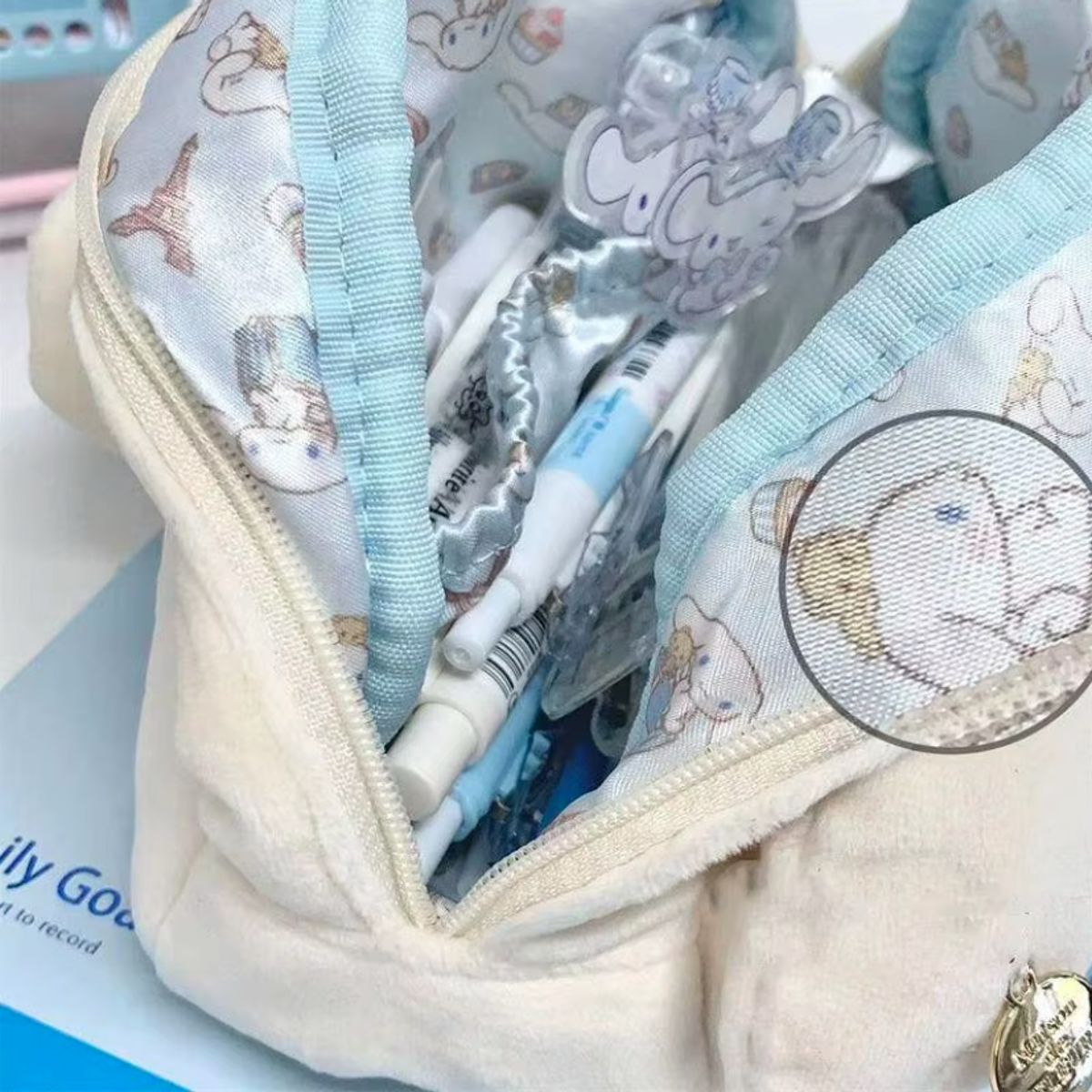 GENERICO - Estuche De Felpa Para Lapices Cinnamonroll Para Sanrio