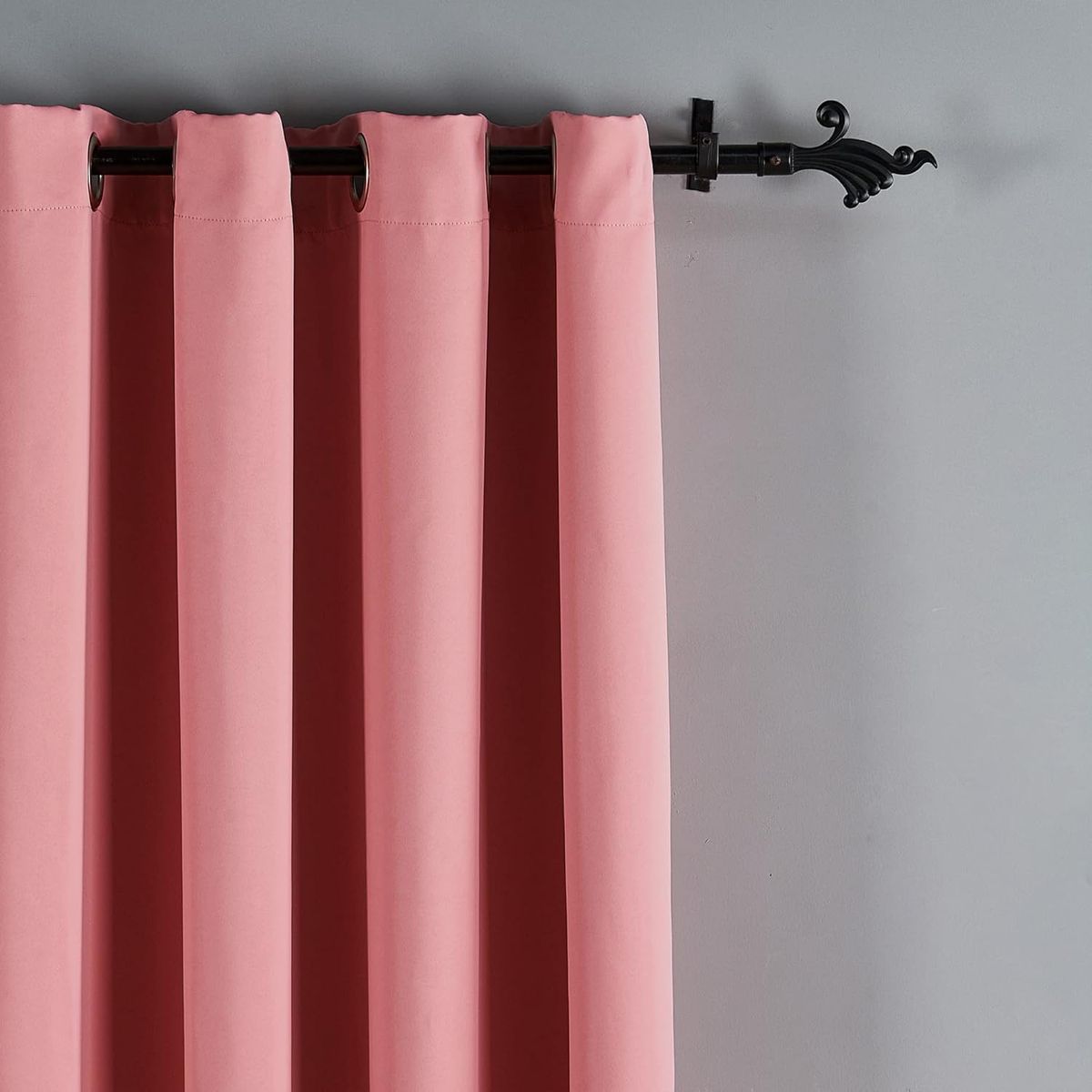 GENERICO - CORTINAS BLACKOUT COLOR ROSADO ENGOMADA 2 LIENZO 140X230 C/U TF