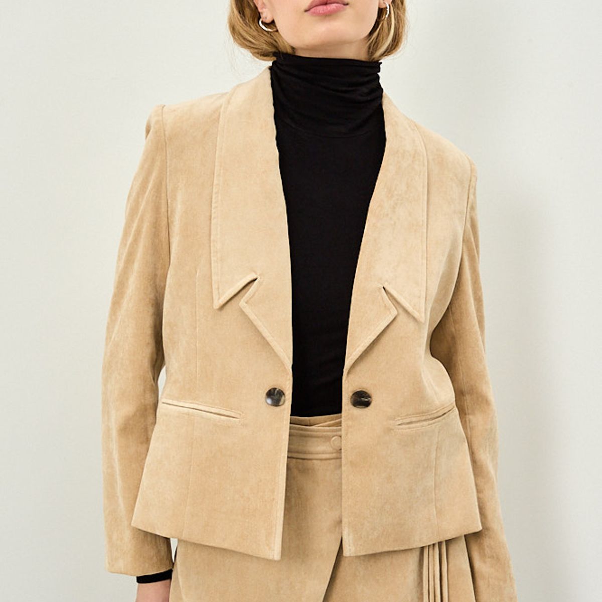 IO - Blazer Beige Mujer Io