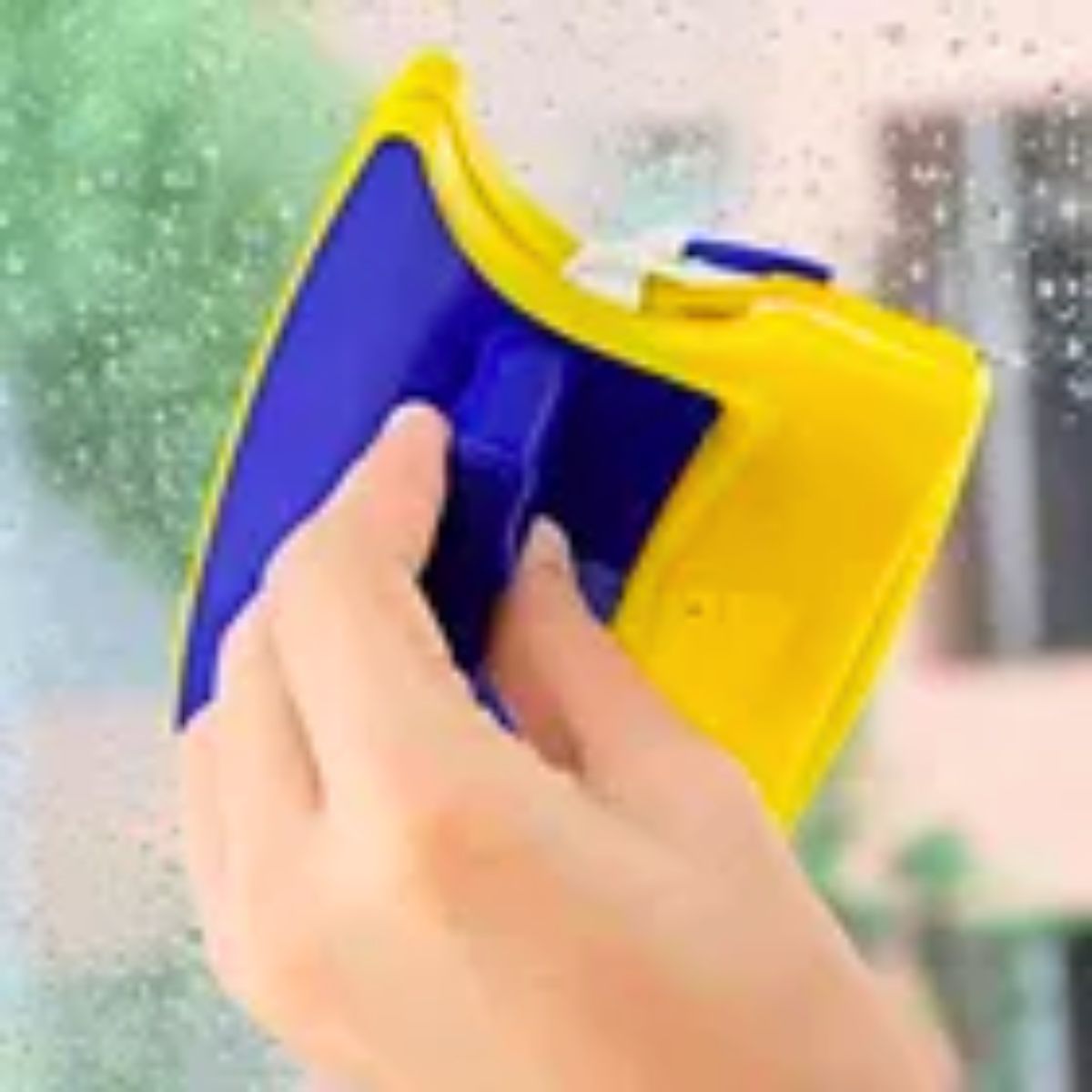 MOVI - Limpia Vidrios Magnético