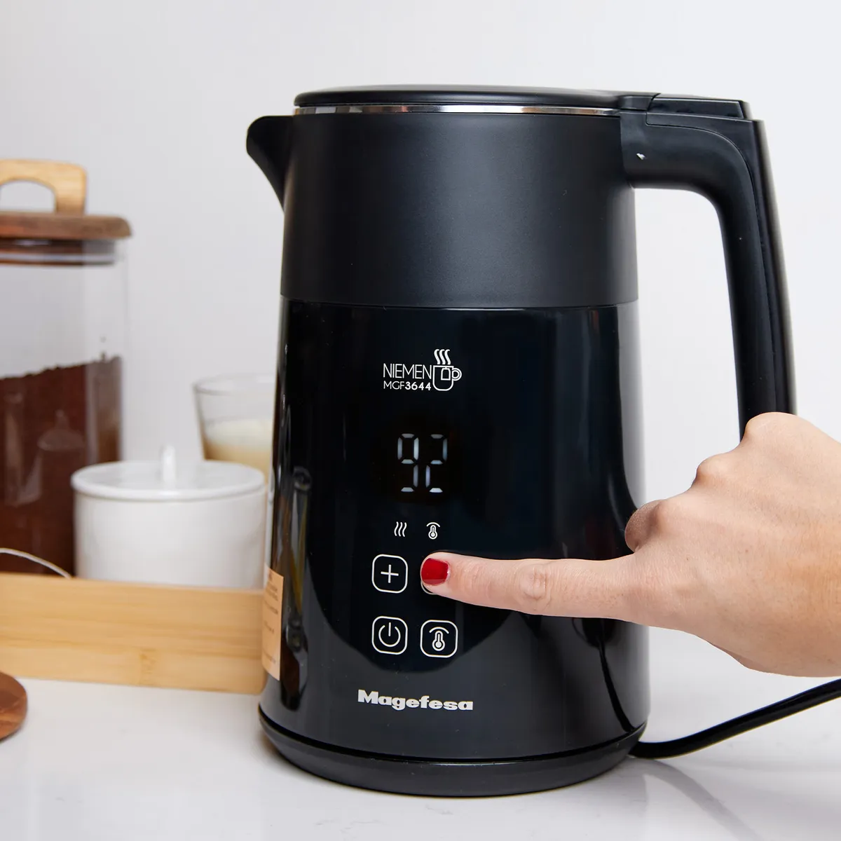 MAGEFESA - Hervidor Digital 1.7L Magefesa Niemen MGF3644