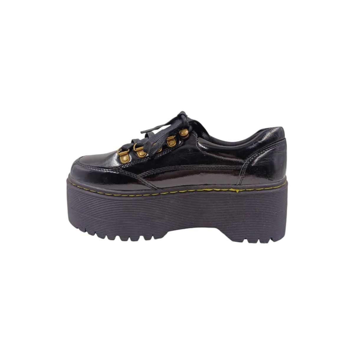 HERIEL - Zapato Negro Charol Plataforma Mujer