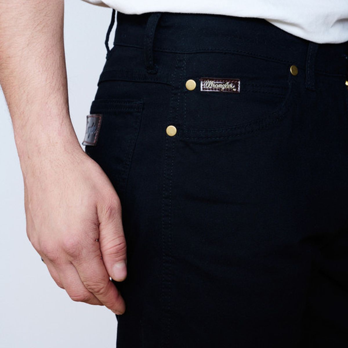 WRANGLER - Pantalón Tiro Alto Texas Twill Color Negro