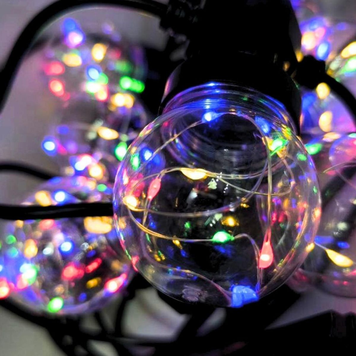 GENERICO - Guirnalda Solar de 5m con 10 Ampolletas Multicolor para Exterior