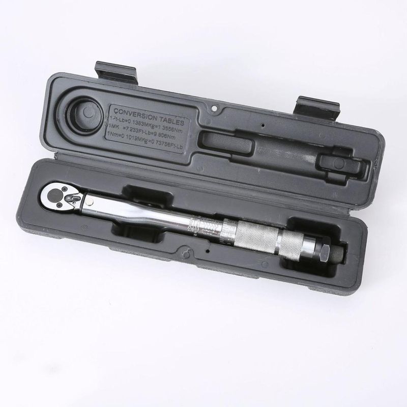 GENERICO - Llave de Torque Manual 14 con Estuche