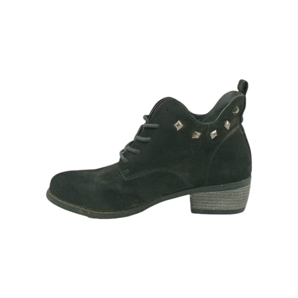 HERIEL - Zapato Negro Gamuza Tachas