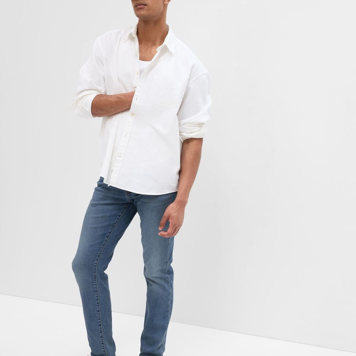 GAP - Jeans Slim Con Washwell Medium Indigo Hombre Celeste