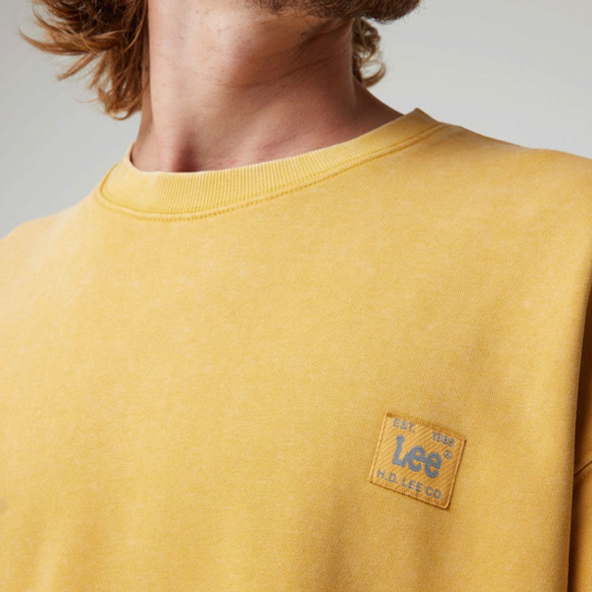 LEE - Poleron Hombre Loose Fit Yellow Vintage